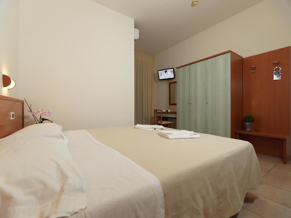 Hotel Florence Marotta Esterno foto
