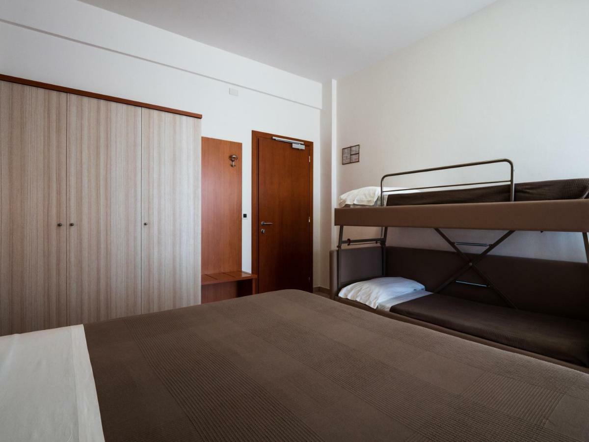 Hotel Florence Marotta Esterno foto