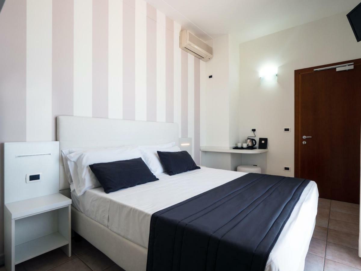 Hotel Florence Marotta Esterno foto